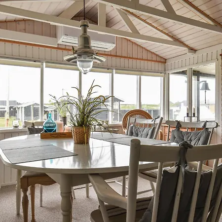 2 Bedroom Amazing In *